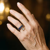 Anillo Antiguo de Oro y Cristal Azul