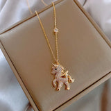 Collar Elegante de Unicornio