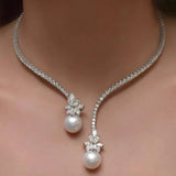 Collar Elegante y Brillante de Perlas en Plata