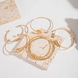Conjunto de joyería elegante con nudos