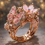 Anillo de mariposa brillante de la naturaleza con circonio