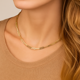 Collar dorado con cadena clásica