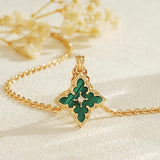 Collar con colgante de trébol de esmeralda | Oro
