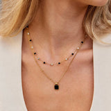 Collar con colgante Lucia en negro