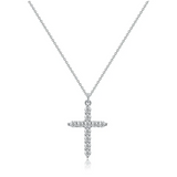 Collar con cruz y corona de diamantes