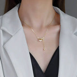 Collar con dos anillos