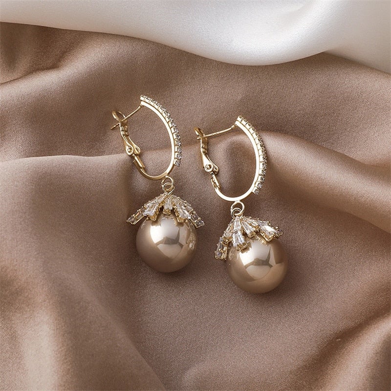Pendientes colgantes con perlas