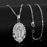 Collar con medalla de la Virgen María