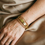 Pulsera Dorada Clásica