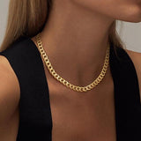 Collar cubano con cadenas gruesas en oro