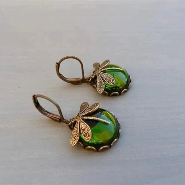 Pendientes de libélula en forma de esfera en color dorado antiguo