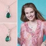 Collar Leonias con piedra de esmeralda