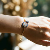 Pulsera lujosa con el ojo de la Gorgona