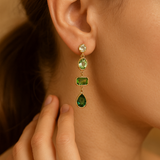 Pendientes con piedras colgantes en color verde