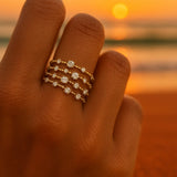 Olivia | Anillo de oro con bandas entrelazadas