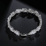 Pulsera retro con cadena plateada brillante