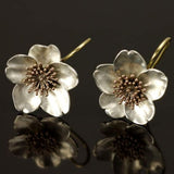Pendientes Retro en Plata y Oro con Flores