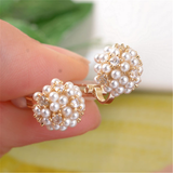 Pendientes retro con adornos de perlas