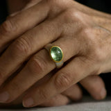 Anillo retro verde con piedra redonda
