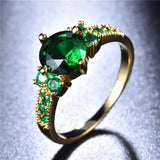 Anillo de oro y esmeralda