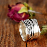 Anillo con flores en plata
