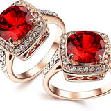 Anillo de rubí con corona de oro rosado