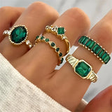 Conjunto de Anillos con Brillo Esmeralda