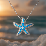 Cadena plateada con estrella de mar luminosa y ópalo
