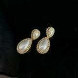 Pendientes de gota con perla