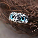 Anillo de búho de la suerte ajustable en plata con ópalo