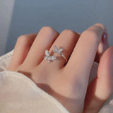 Anillo Ajustable con Brillante Mariposa de Plata