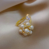 Anillo ajustable con lindas perlas