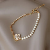 Pulsera victoriana con flores, margaritas y oro