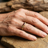 Anillo vintage Goldring con cristal rojo